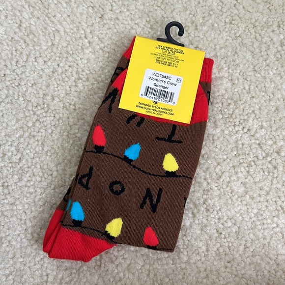 Stranger Things socks - Picture 2 of 4